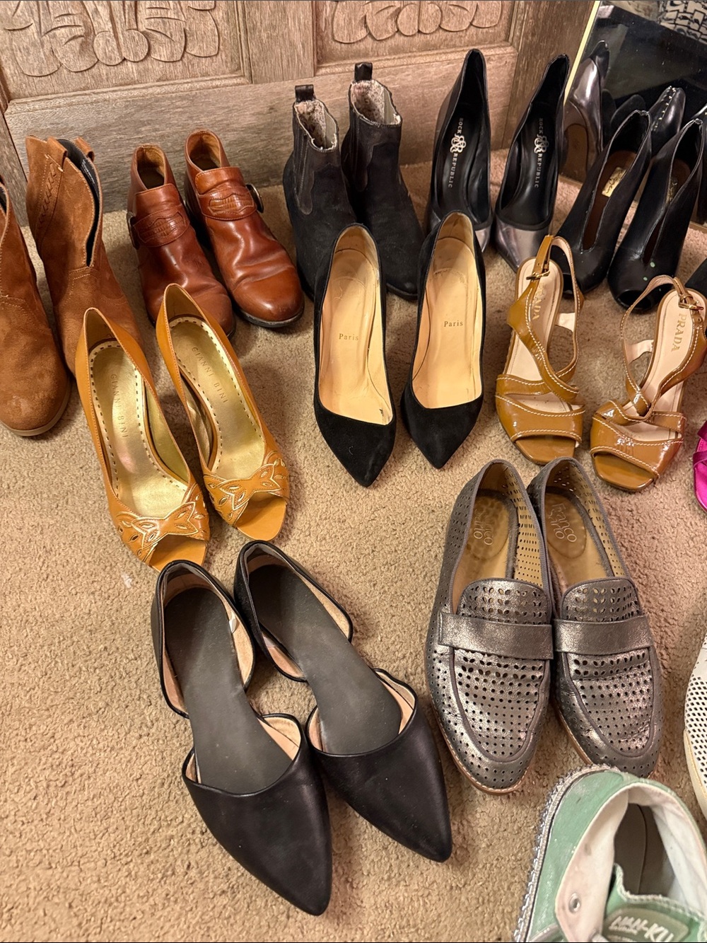 SHOE PURGE SALE LADIES!!!